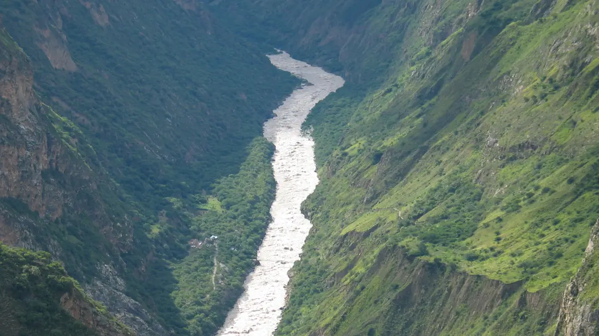The Río Apurímac far below in its canyon
