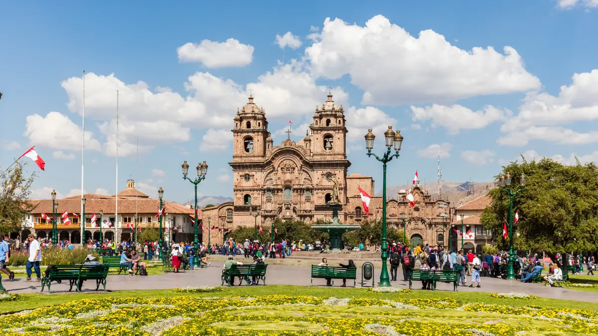 The Plaza de Armas in Cusco with the Jesuit church, meeting point for many tours