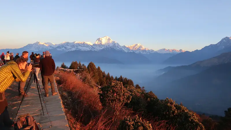 Sunrise on Poon Hill looking towards Dhaulagiri