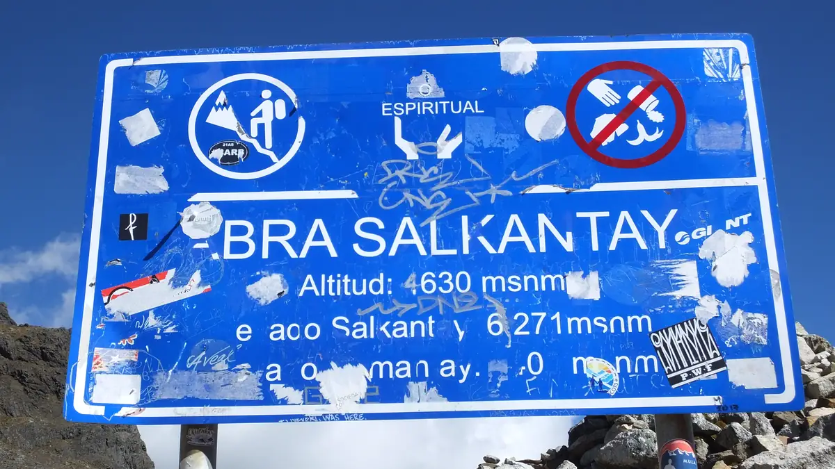 The sign at Abra Salkantay: 4,630 metres